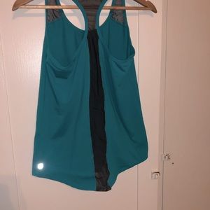 Athletic workout top